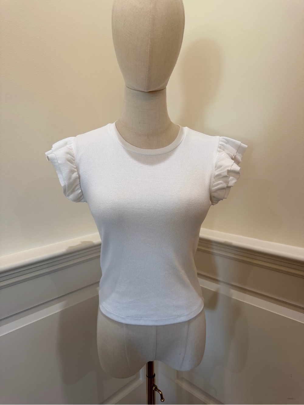 Double Zero White Ruffle Sleeve Tank